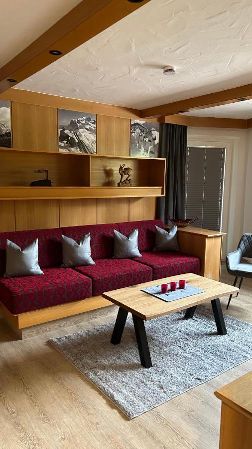 Lodge-b Apartment