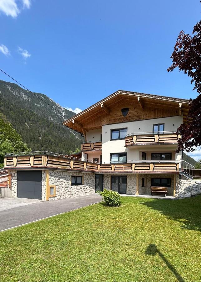 Apartment Lodge-b Weissenbach am Lech