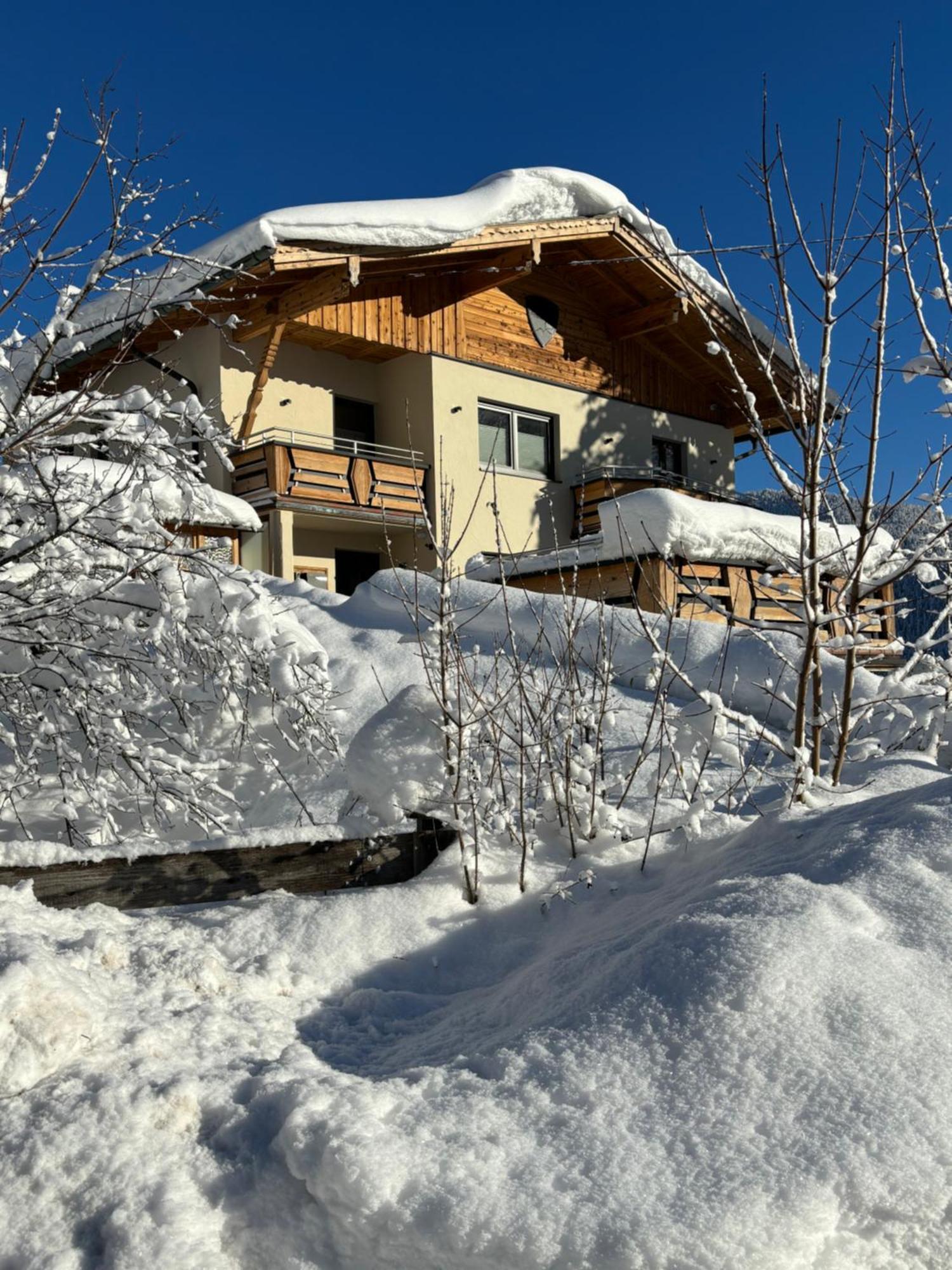 Lodge-b Apartment *