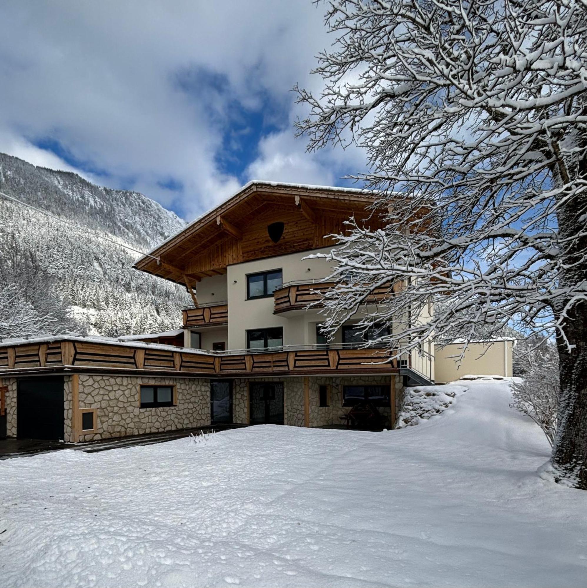 Lodge-b Apartment *