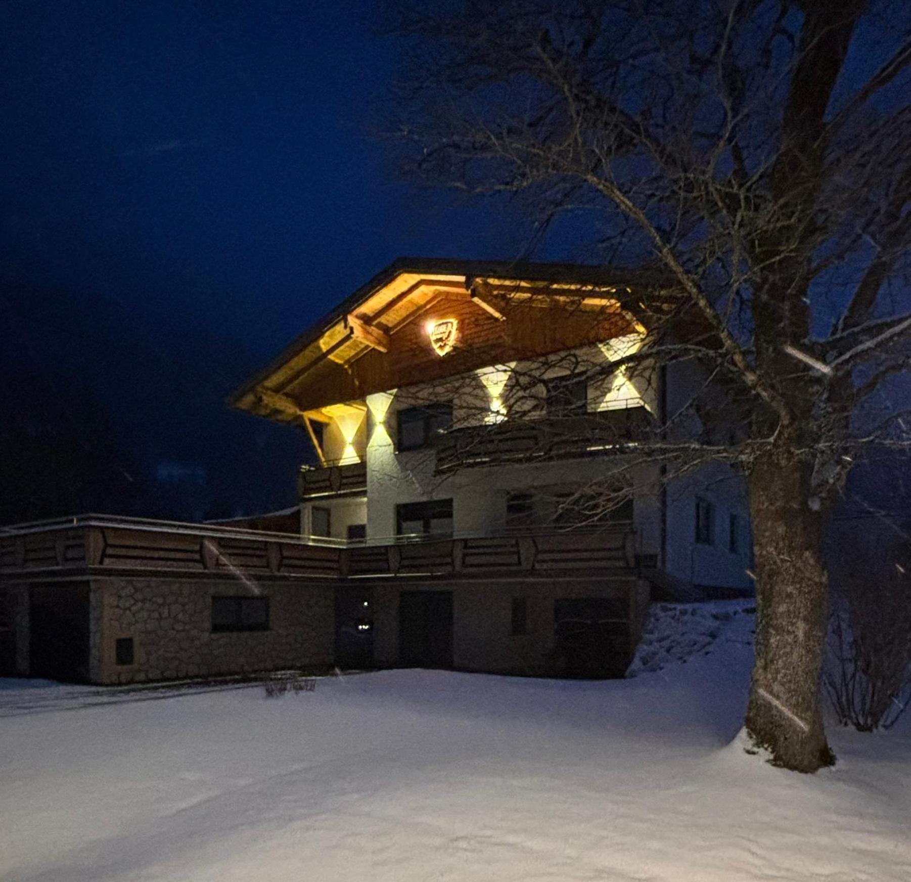 Lodge-b Weissenbach am Lech